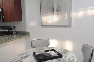 8031 NW 8th St, Miami, FL 33126 - Photo 5