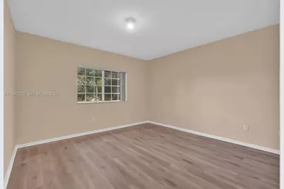 3236 NW 31st Ter, Oakland Park, FL 33309 - Photo 23