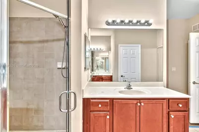 3236 NW 31st Ter, Oakland Park, FL 33309 - Photo 29