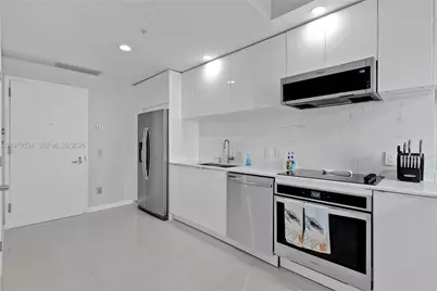 60 SW 13th St #2204, Miami, FL 33130 - Photo 7
