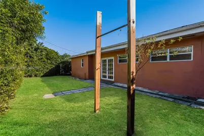 7619 Kismet St, Miramar, FL 33023 - Photo 15