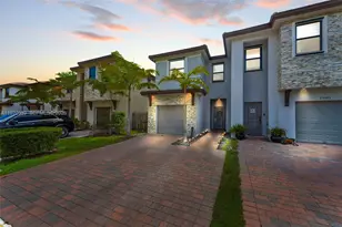 25565 SW 109th Ave, Homestead, FL 33032 - Photo 3