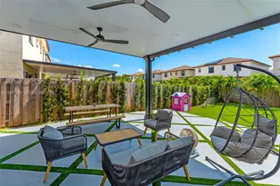 25565 SW 109th Ave, Homestead, FL 33032 - Photo 5