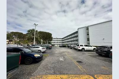 1351 NE 191st St #E107, Miami, FL 33179 - Photo 5