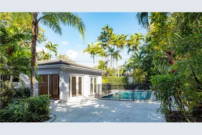 1350 Mendavia Ave, Coral Gables, FL 33146 - Photo 5