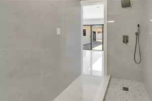 7480 Johnson St, Hollywood, FL 33024 - Photo 9