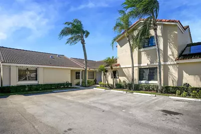 17032 NW 63rd Pl, Hialeah, FL 33015 - Photo 13