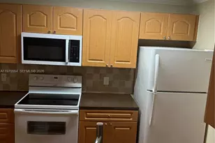 7165 NW 186th St, Hialeah, FL 33015 - Photo 15