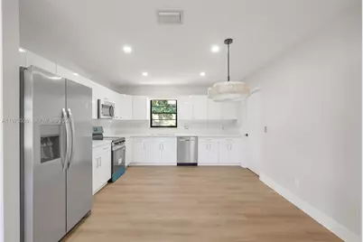 4141 NW 16th Ave, Oakland Park, FL 33309 - Photo 11