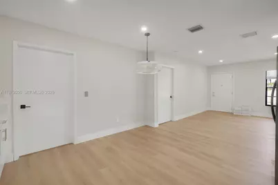 4141 NW 16th Ave, Oakland Park, FL 33309 - Photo 9