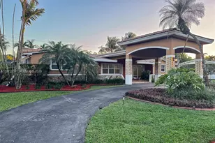 7900 SW 143rd St, Palmetto Bay, FL 33158 - Photo 3