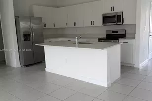 2638 SE 9th St, Homestead, FL 33035 - Photo 9