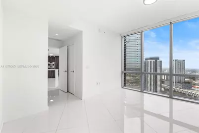 851 NE 1st Ave #3202, Miami, FL 33132 - Photo 19