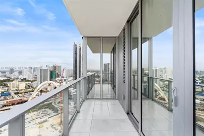 851 NE 1st Ave #3202, Miami, FL 33132 - Photo 27
