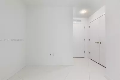 851 NE 1st Ave #3202, Miami, FL 33132 - Photo 21