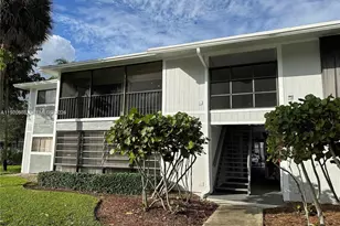 9729 Hammocks Blvd, Miami, FL 33196 - Photo 23