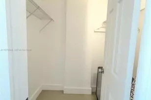 19390 Collins Ave, Sunny Isles Beach, FL 33160 - Photo 11