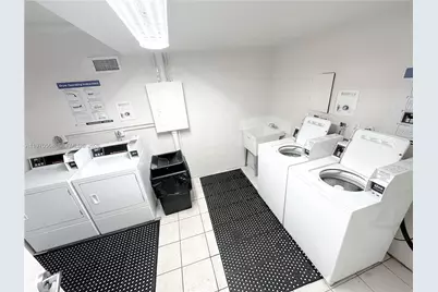 19390 Collins Ave #1612, Sunny Isles Beach, FL 33160 - Photo 17