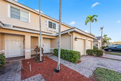 5905 Abbey Rd #5905, Tamarac, FL 33321 - Photo 3