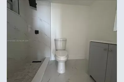 8000 Harding Ave #7A, Miami Beach, FL 33141 - Photo 7