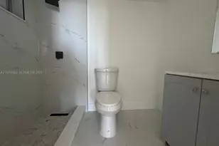 8000 Harding Ave, Miami Beach, FL 33141 - Photo 7