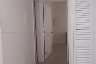 251 172nd St, Sunny Isles Beach, FL 33160 - Photo 5