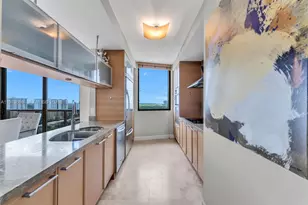 16275 Collins Ave, Sunny Isles Beach, FL 33160 - Photo 5