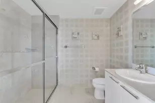 16275 Collins Ave, Sunny Isles Beach, FL 33160 - Photo 19