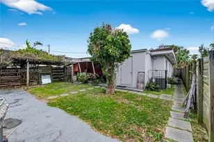 8620 NE 2nd Ave, El Portal, FL 33138 - Photo 45