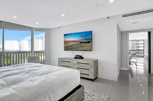 1000 E Island Blvd, Aventura, FL 33160 - Photo 31