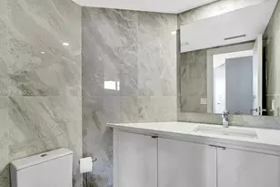 1000 E Island Blvd, Aventura, FL 33160 - Photo 39