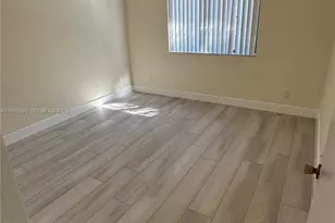 560 S Park Rd, Hollywood, FL 33021 - Photo 5