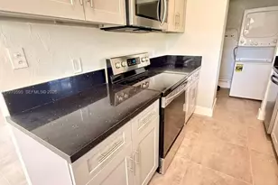 4021 SW 27th St, West Park, FL 33023 - Photo 5