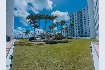 5005 Collins Ave #825, Miami Beach, FL 33140 - Photo 31