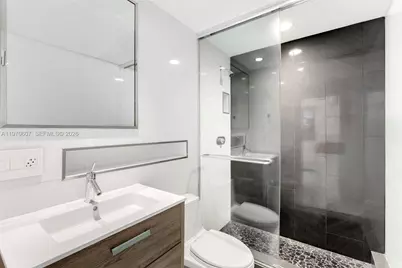 3560 W Fairview St, Miami, FL 33133 - Photo 29