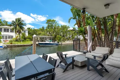 3560 W Fairview St, Miami, FL 33133 - Photo 3