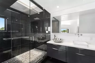 3560 W Fairview St, Miami, FL 33133 - Photo 23