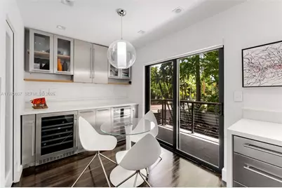 3560 W Fairview St, Miami, FL 33133 - Photo 15