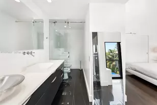 3560 W Fairview St, Miami, FL 33133 - Photo 25