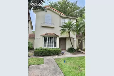 706 NW 108 Terrace, Pembroke Pines, FL 33026 - Photo 1