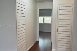 706 NW 108 Te, Pembroke Pines, FL 33026 - Photo 29