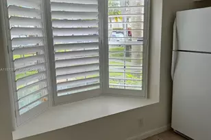 706 NW 108 Te, Pembroke Pines, FL 33026 - Photo 9