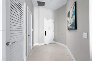 4111 S Ocean Dr, Hollywood, FL 33019 - Photo 19