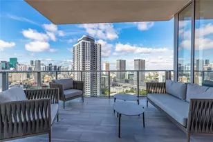 851 NE 1st Ave, Miami, FL 33132 - Photo 35
