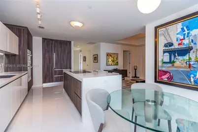 851 NE 1st Ave #2812, Miami, FL 33132 - Photo 5