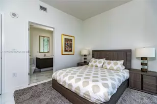 851 NE 1st Ave, Miami, FL 33132 - Photo 17