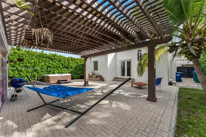 745 NE 88th St, Miami, FL 33138 - Photo 3