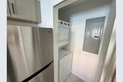 180 NE 57th St #14, Miami, FL 33137 - Photo 3