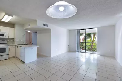 191 NW 97th Ave #505, Miami, FL 33172 - Photo 1