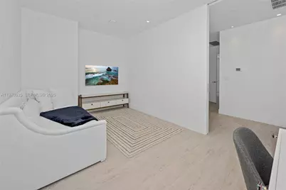 17475 Collins Ave #1201, Sunny Isles Beach, FL 33160 - Photo 5